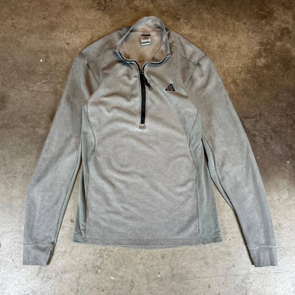 Vintage Nike ACG 1/4‎ zip sweatshirt in grey Mens Small